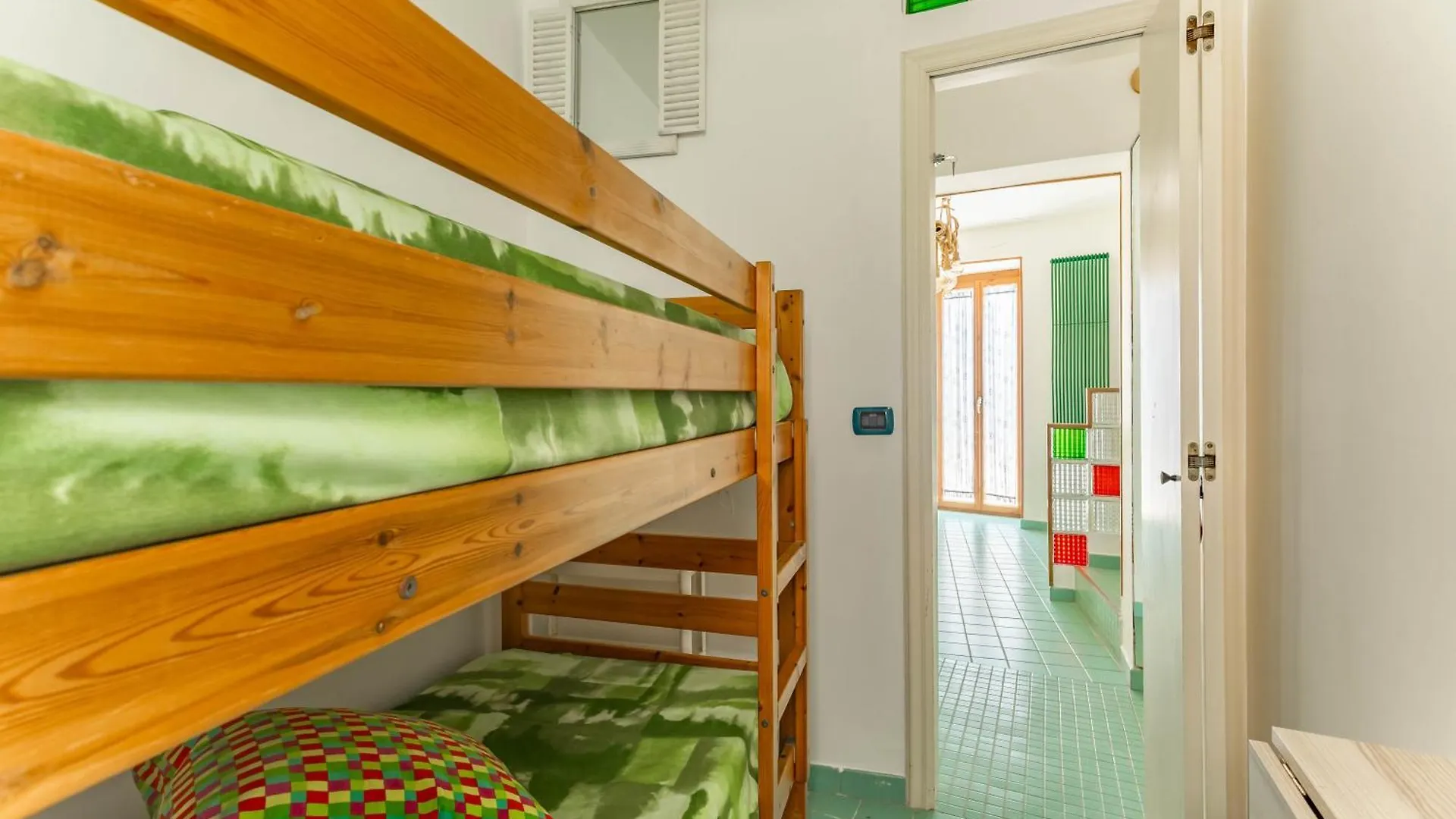Semesterbostad Golden Shore Bari Italien